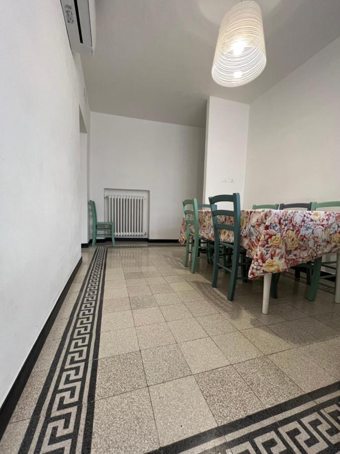 Casa Del Poeta Apartment Riva Ligure Exterior foto